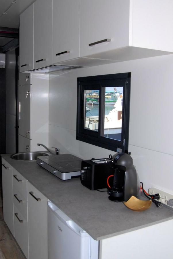 House Boat Luxury Cagliari Hotel Ngoại thất bức ảnh