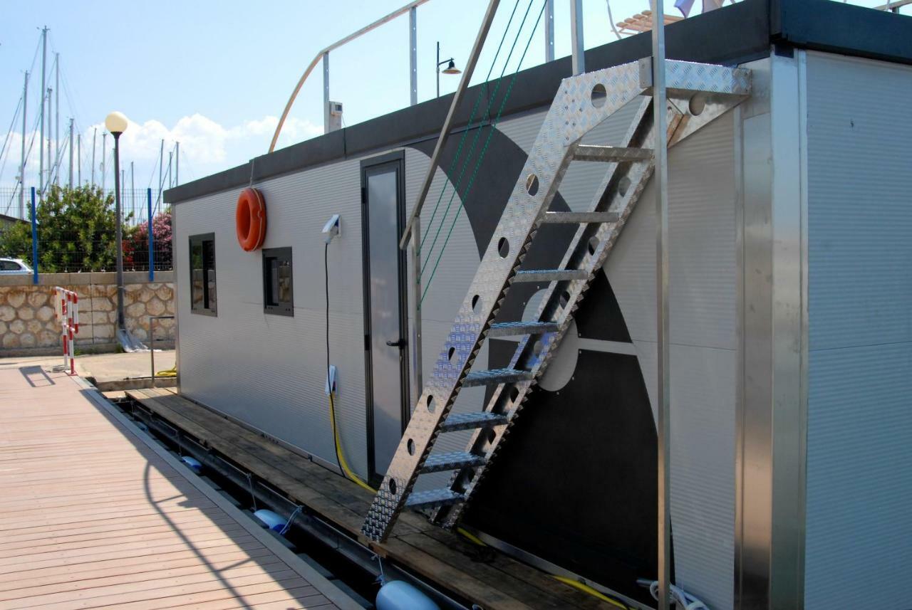 House Boat Luxury Cagliari Hotel Ngoại thất bức ảnh