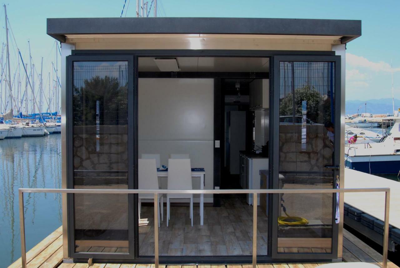 House Boat Luxury Cagliari Hotel Ngoại thất bức ảnh