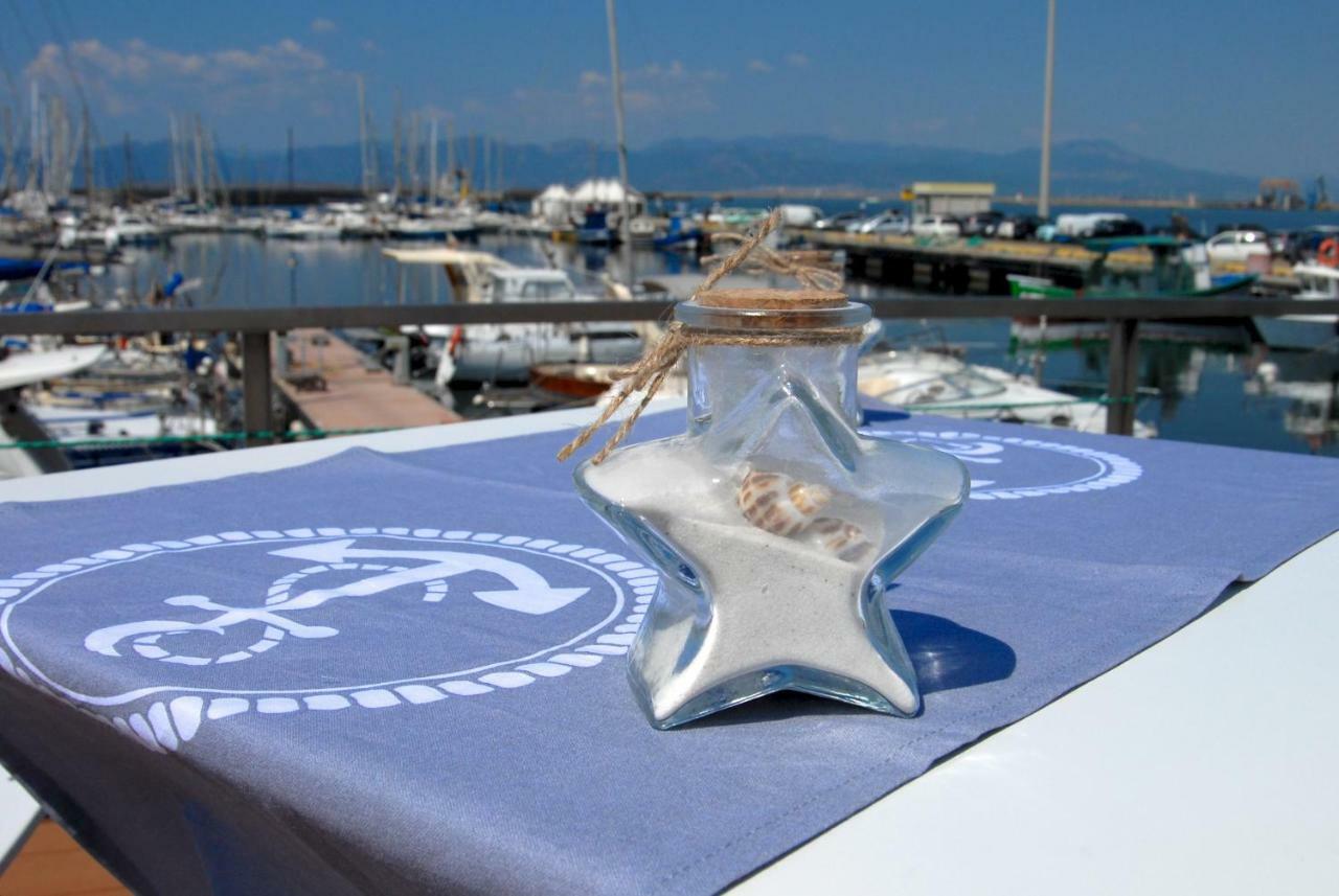 House Boat Luxury Cagliari Hotel Ngoại thất bức ảnh